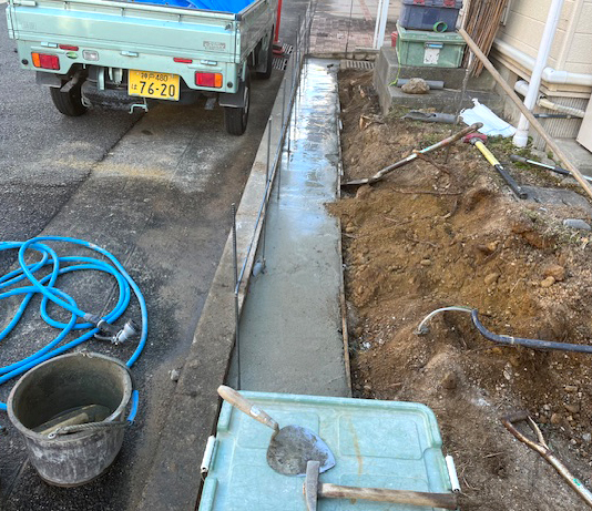 神戸市西区N様邸・セメント土台設置